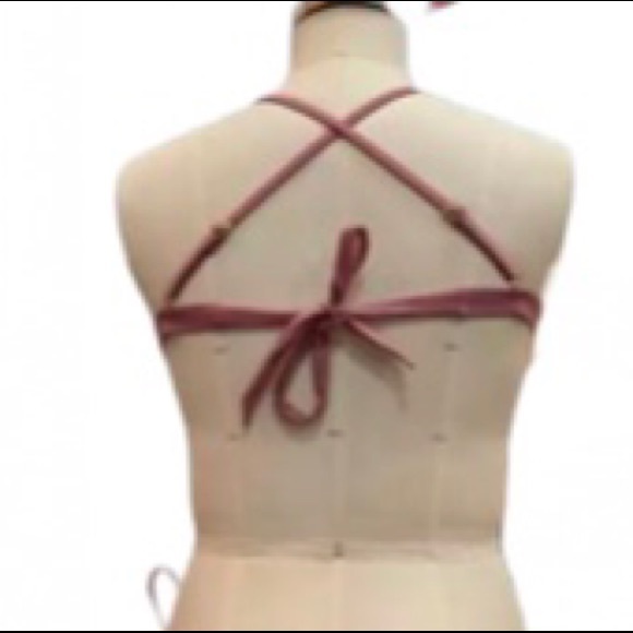 Mauve Crochet Bikini Top with Floral Embroidery Detail size: large (12-14) - Picture 4 of 5